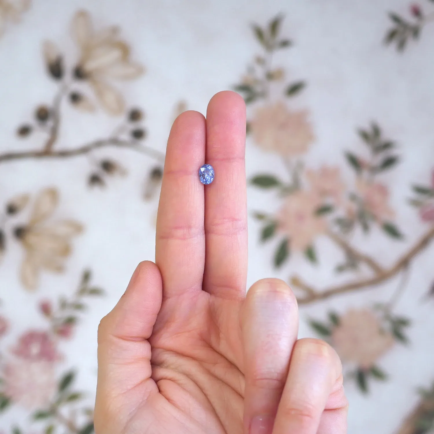 1.28 ctw Oval Cornflower Blue Sapphire