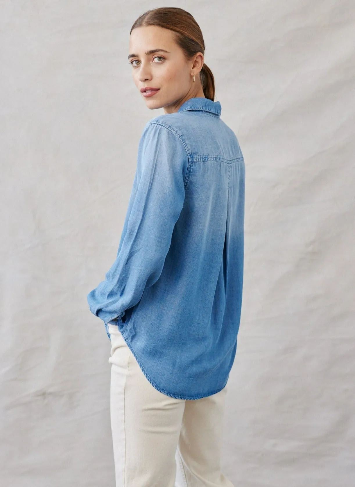 Long Sleeve Classic Button Down - Medium Ombre Wash