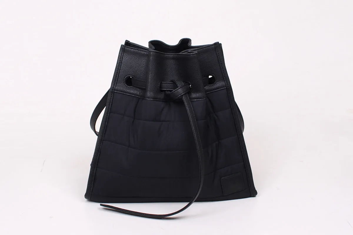 lucky padding shoulder bag black