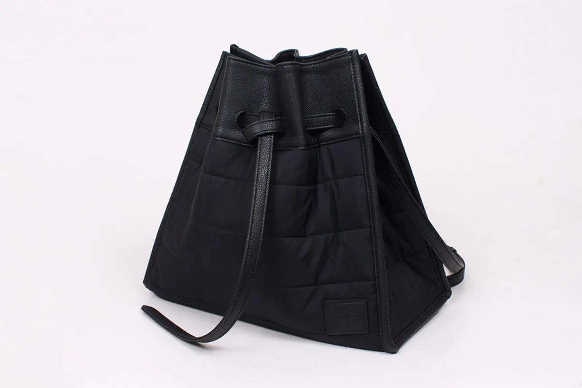 lucky padding shoulder bag black