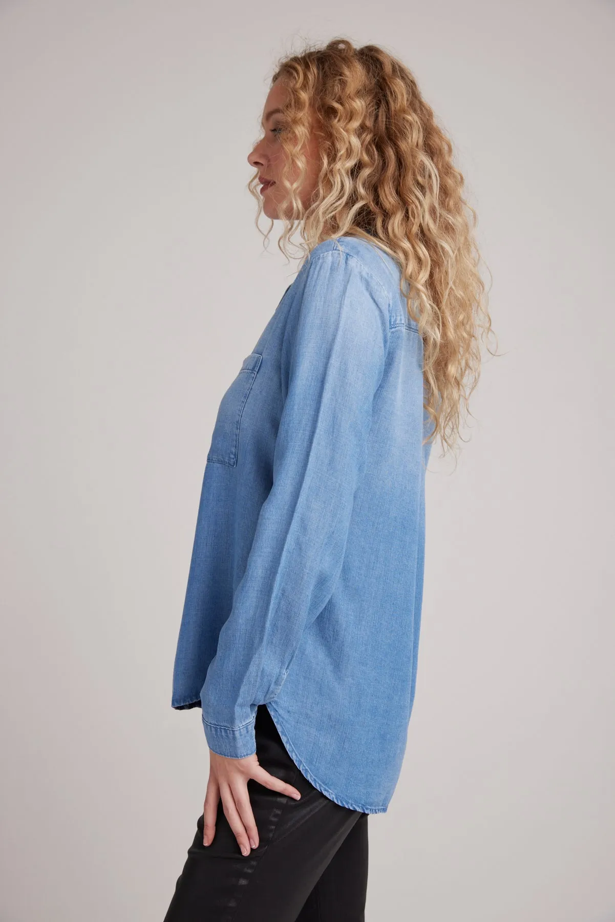 Two Pocket Classic Button Down - Medium Ombre Wash